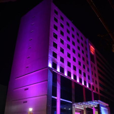 E Hotel Chennai Bagian luar foto